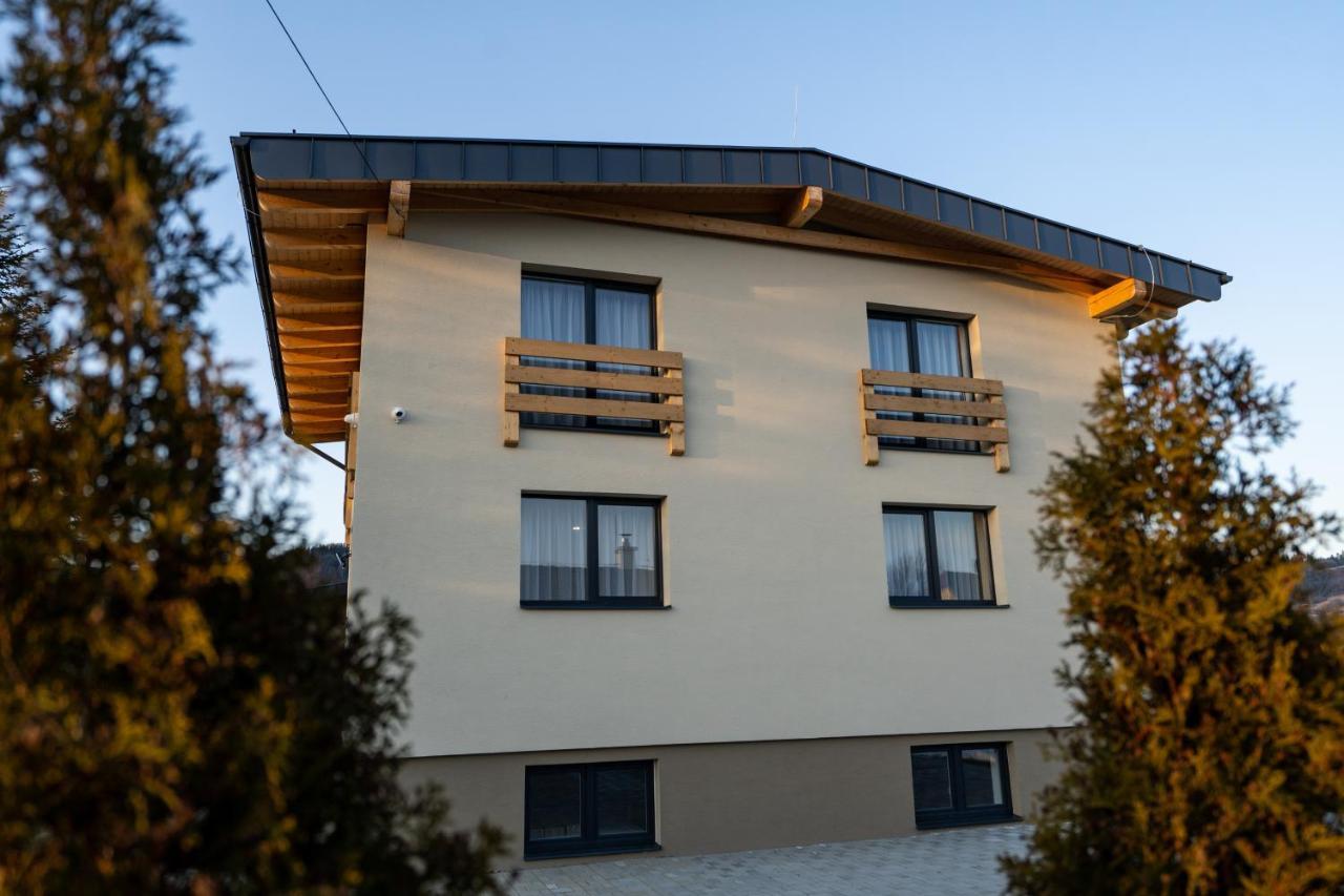Apartmany Janka + Camp Bešeňová 外观 照片