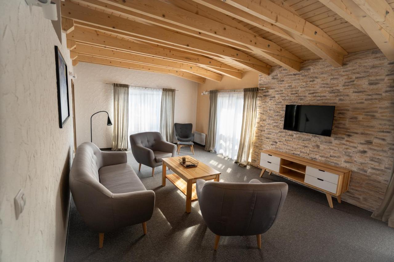 Apartmany Janka + Camp Bešeňová 外观 照片